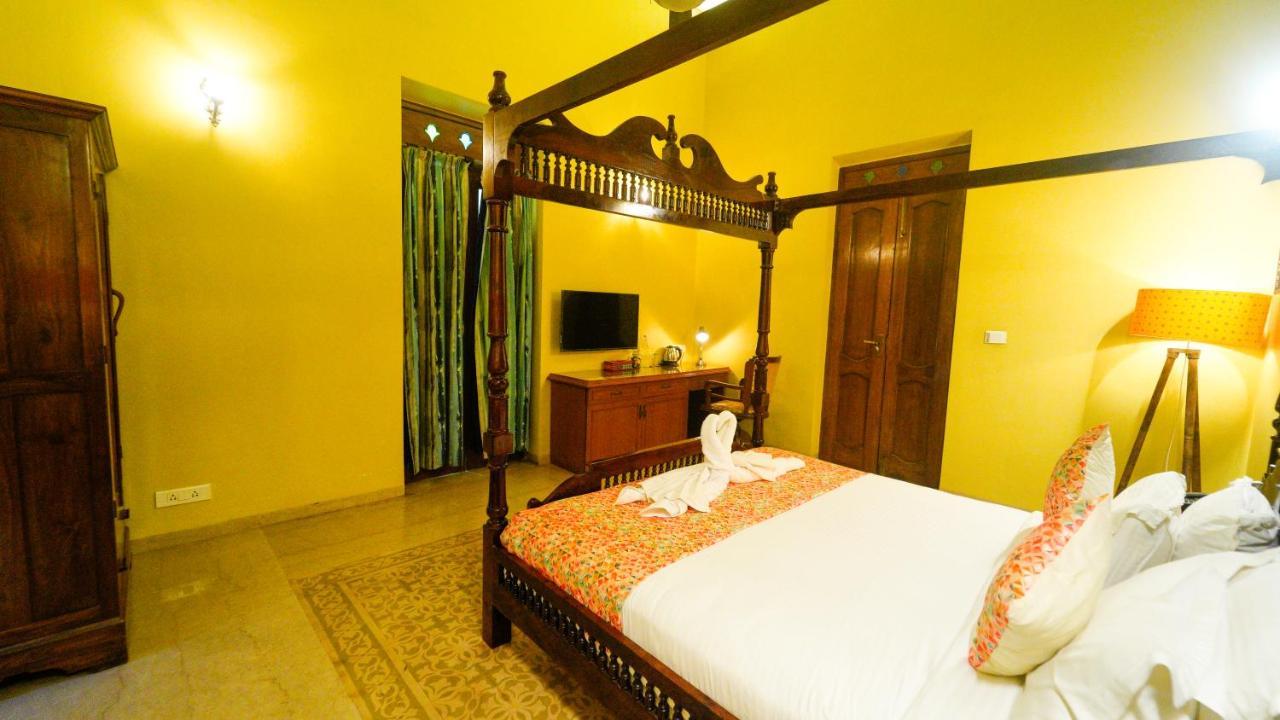 Surya Kiran Heritage Hotel Panaji Exterior photo
