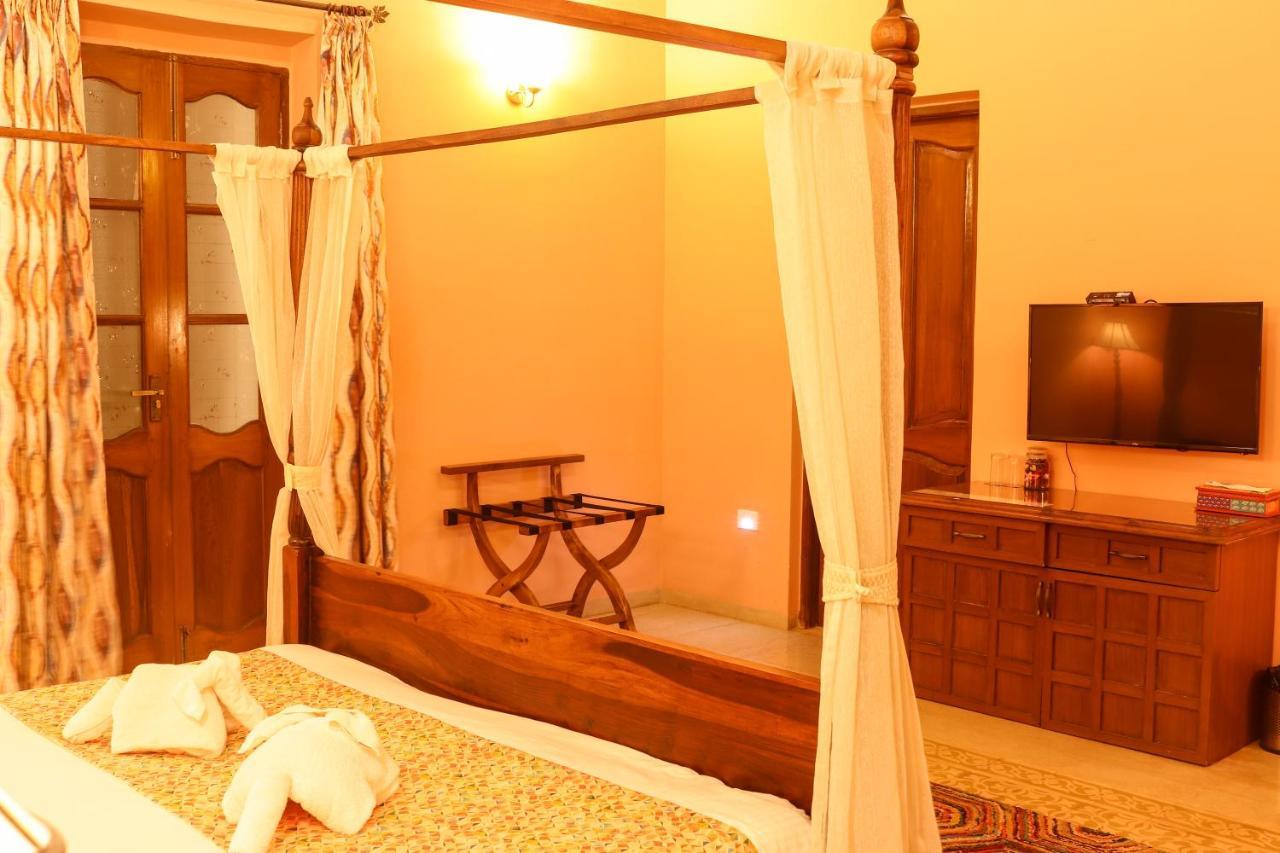 Surya Kiran Heritage Hotel Panaji Exterior photo