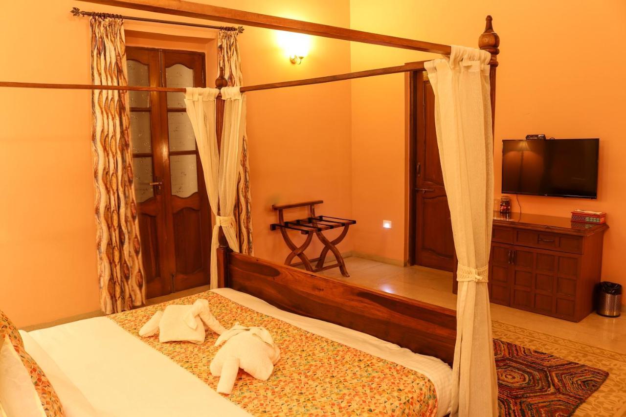 Surya Kiran Heritage Hotel Panaji Exterior photo